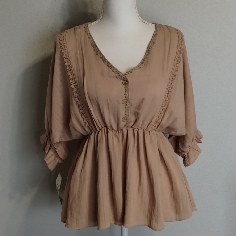 Hudson Gray Top Beige Taupe Size Medium Lace Detail Button Front New With Tags